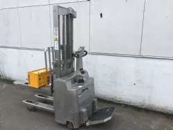 B1579R